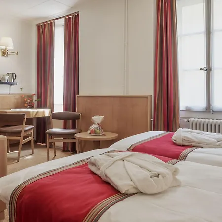 Hotell Alagare 3*